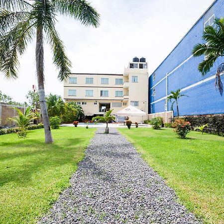 Capital O Hotel Los Caracoles, Acapulco Exterior photo