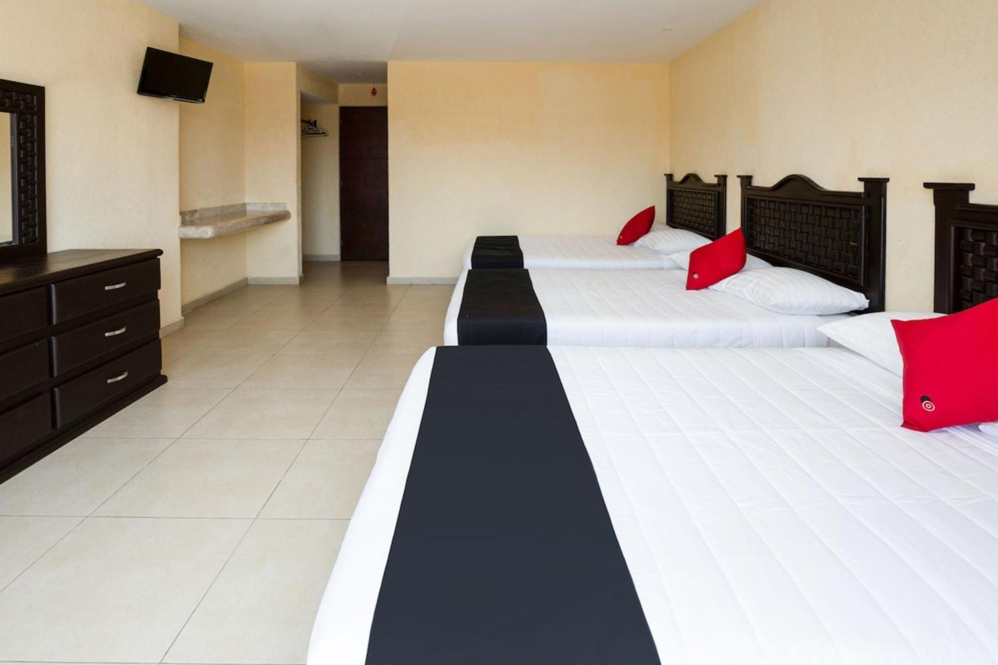 Capital O Hotel Los Caracoles, Acapulco Exterior photo
