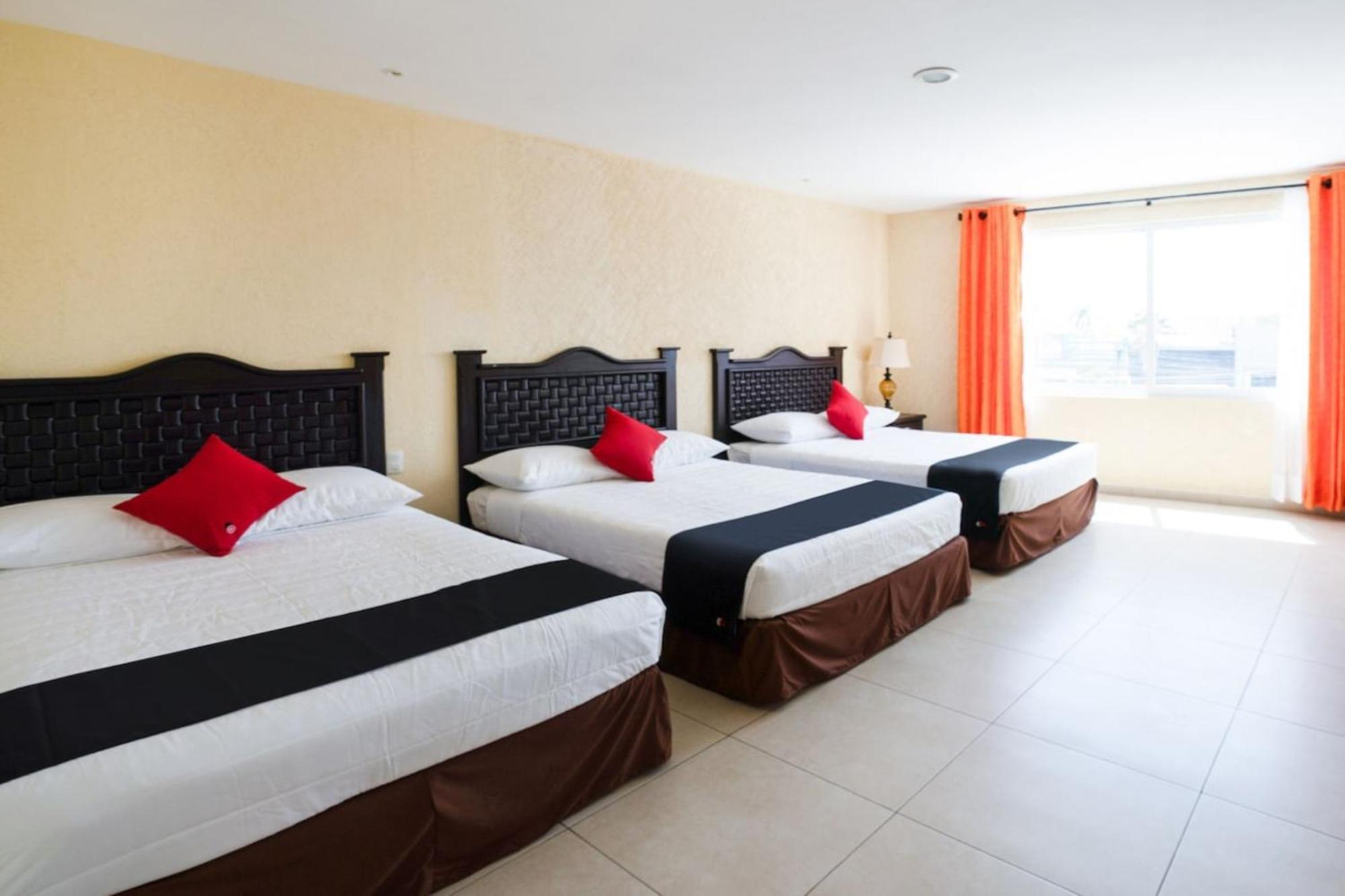 Capital O Hotel Los Caracoles, Acapulco Exterior photo